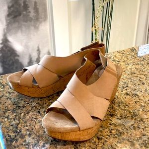 Clarks wedge size 7.5